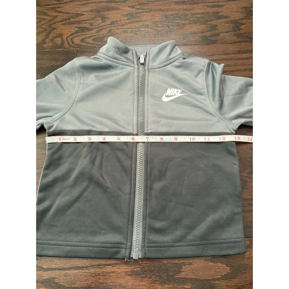 Nike Toddler 3-Piece Tracksuit Set Gray White 76N523-693 Size 3T NWT